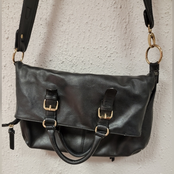 Aldo Bags Aldo Womens Foldable Expanding Black Leather Crossbody